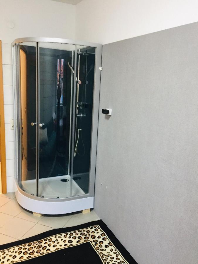 Gaestezimmer I Neo2 Apartamento Staufenberg  Exterior foto